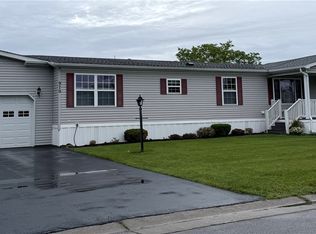 970 Gypsum Mills St, Victor, NY 14564