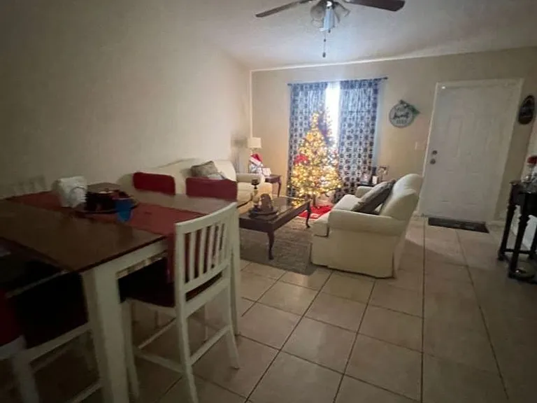 1712 SW Gloria Ln — Photo 6