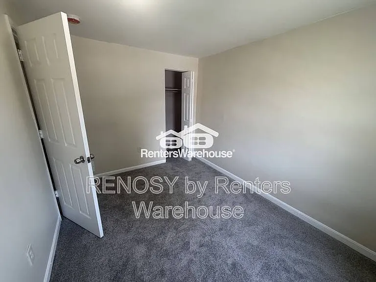 2067 Larkhall Rd — Photo 1