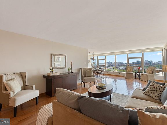 2nd image of 2401 Pennsylvania Ave APT 20B34