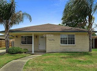 4743 Rosalia Dr, New Orleans, LA 70127
