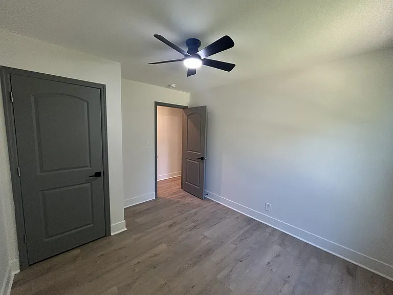 1783 Warfield Dr — Photo 14
