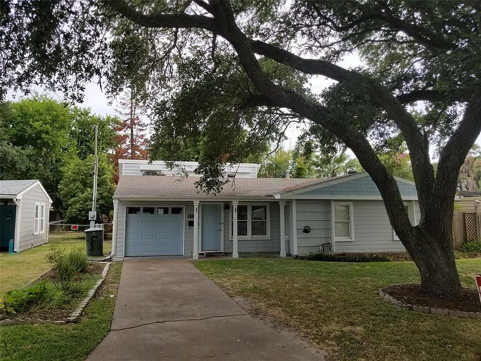 1st image of 122 Albacore Ave