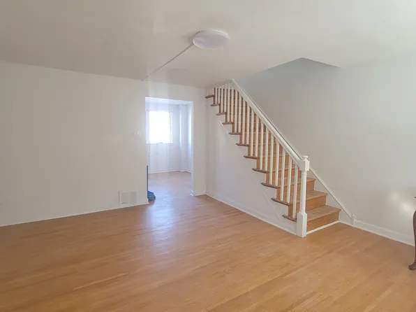 7114 Akron St, Philadelphia, PA 19149