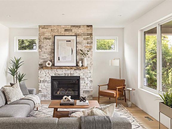 5th image of 2302 Arbot Rd #101