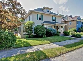 32 Iowa St, Worcester, MA 01602