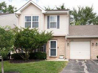 1376 W Split Oak Cir, Round Lake Beach, IL