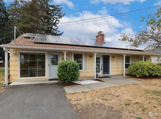 9020 Maple Ave SW, Lakewood, WA 98499