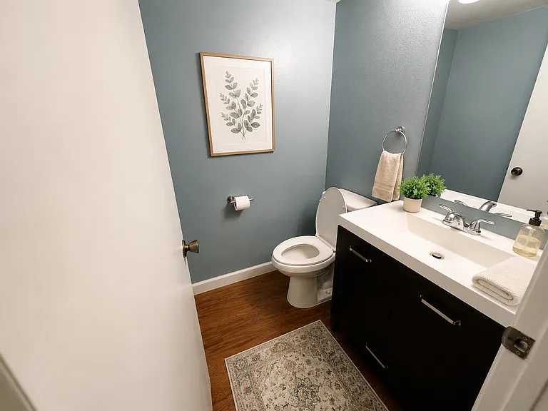 3335 Broad St #13 — Photo 5