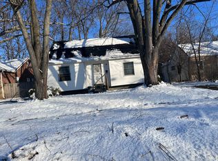 2628 Seneca St, Flint, MI 48504