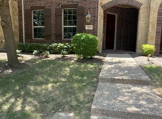 8615 Augustine Rd, Irving, TX 75063