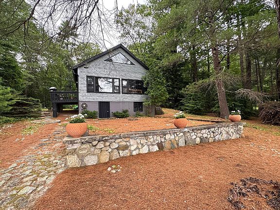 2nd image of 34 Many Oaks Lane