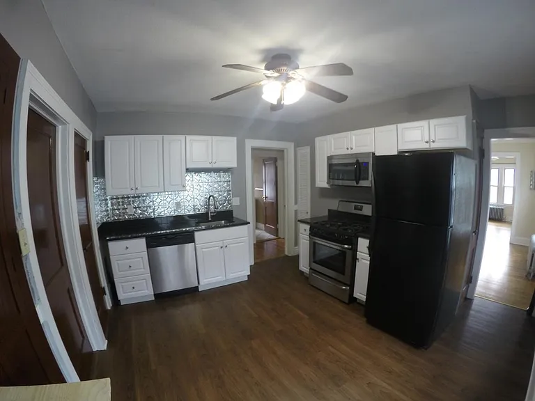 275 Whiting Ln — Photo 8