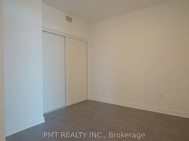 1185 Dupont St #719 — Photo 19