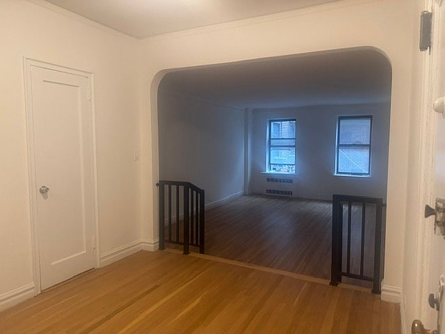 2nd image of 3240 Henry Hudson Pkwy E #2C