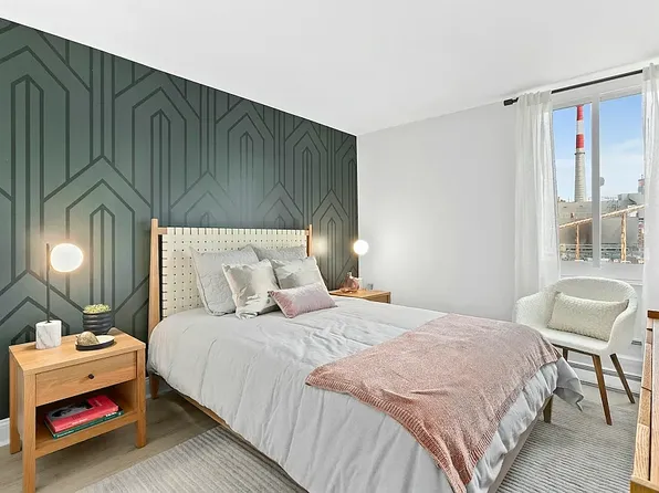 580 Main St APT 734, New York, NY 10044