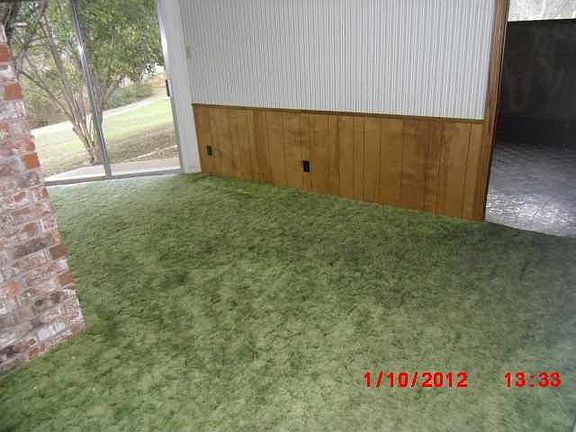 5th image of 3100 W Avenue T