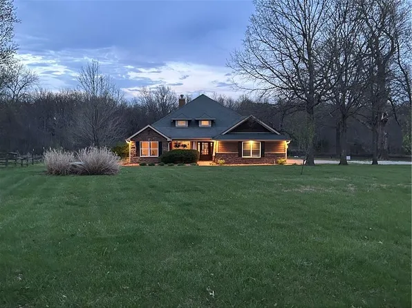 34500 E 176th Ter, Pleasant Hill, MO 64080