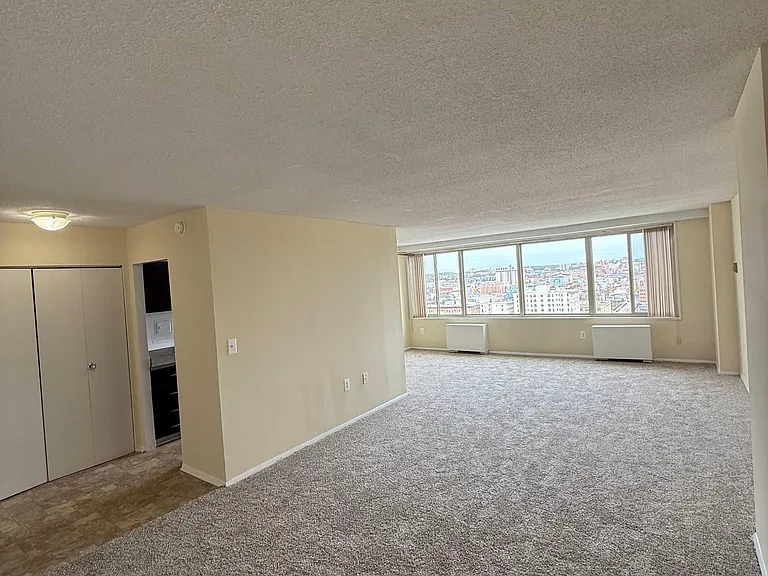 Horizon House — Photo 98
