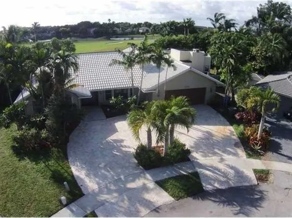 5220 N 31st Pl, Hollywood, FL 33021
