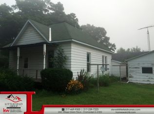 300 E Lytle St, Newman, IL 61942