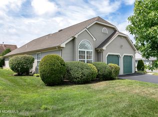 2507 Spring Hill Dr, Toms River, NJ 08755