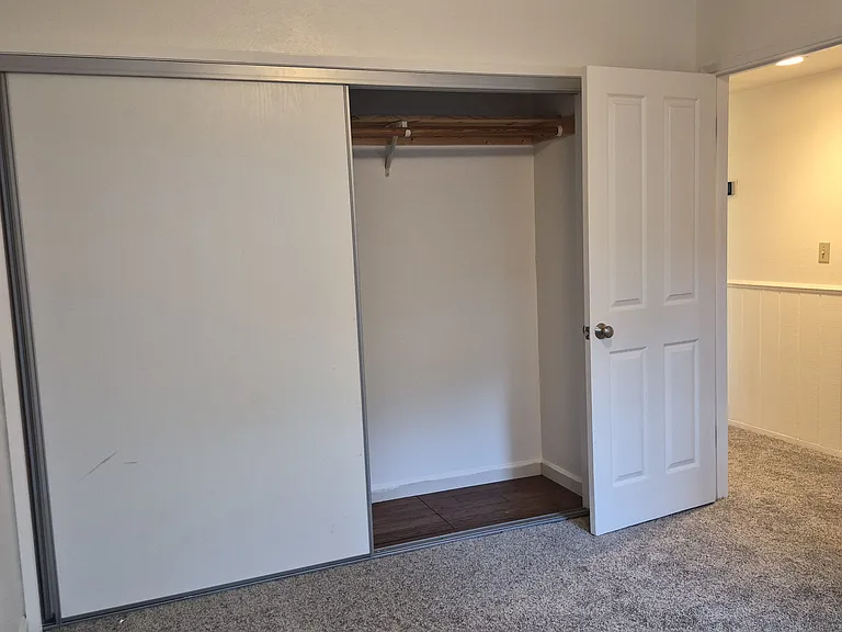 109 Corinne Ave — Photo 14