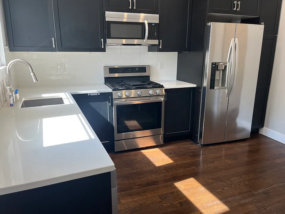 6-8 Chestnut Ave #1