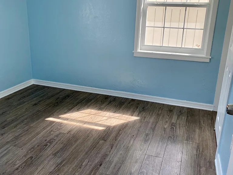 305 S Lakewood Dr — Photo 10