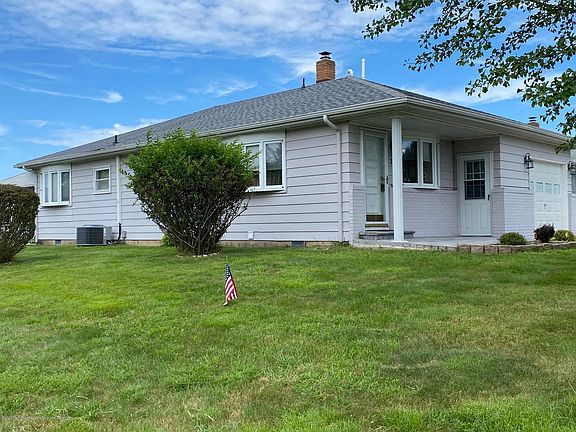 3rd image of 30 Abaco St