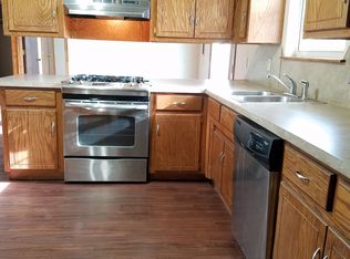 909 Lawton, Moore, OK 73160