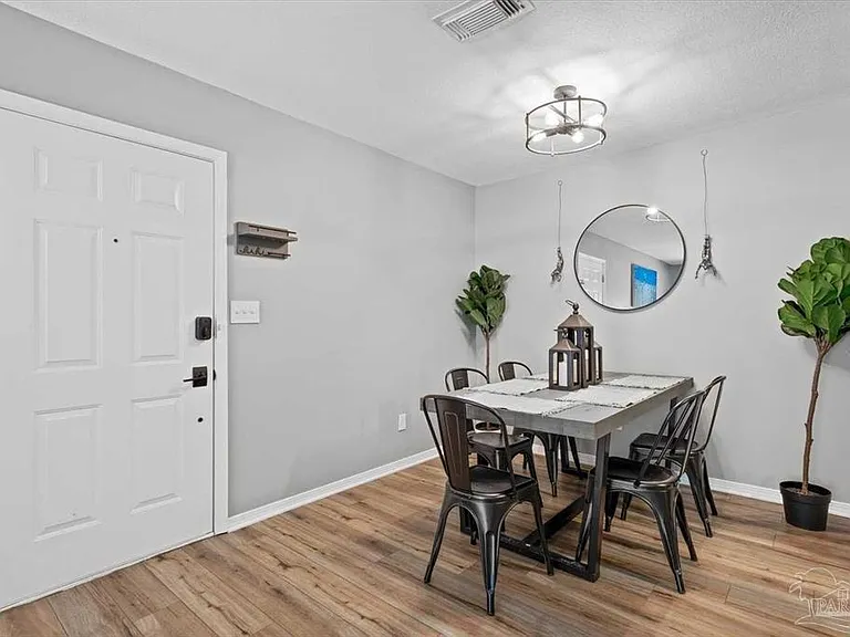 3783 E Olive Rd — Photo 12