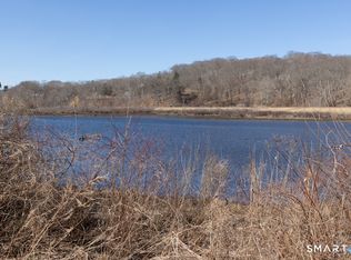 135 Middlesex Ave, Chester, CT 06412