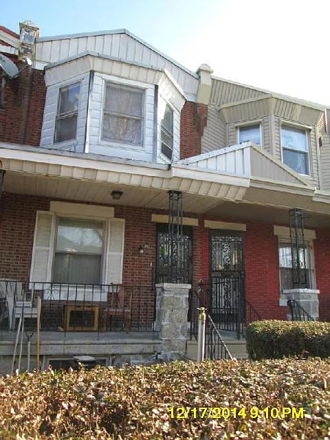 1513 N Robinson St photo 1