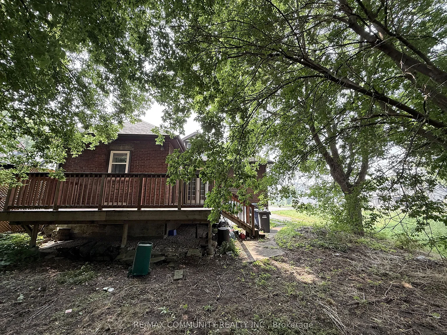4 bed, $2,900 — Photo 2
