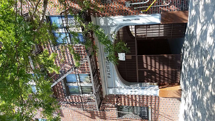 Rented by Signature Property Realty | media 31