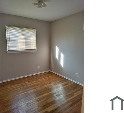 3rd image of 5949 Helen Ave