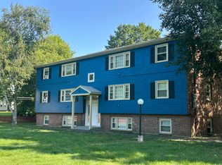 81 Seminary Hl APT 11, West Lebanon, NH 03784