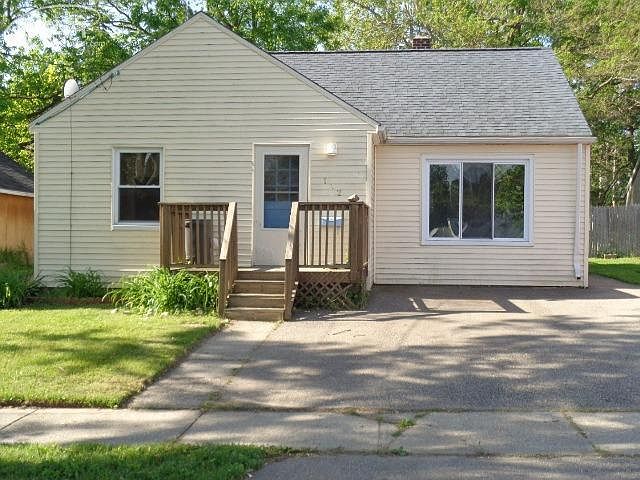 1st image of 132 E Young St