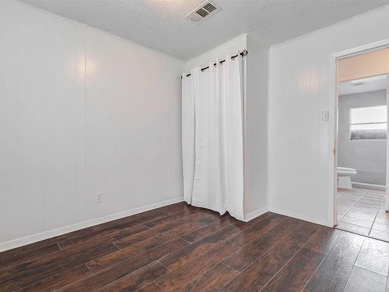 3513 Bloomfield St — Photo 8