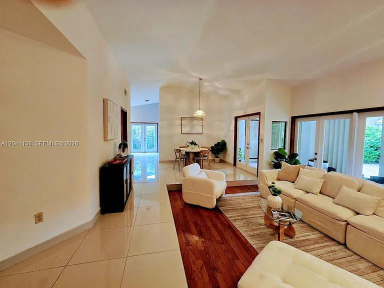 15630 SW 46th Ter — Photo 11