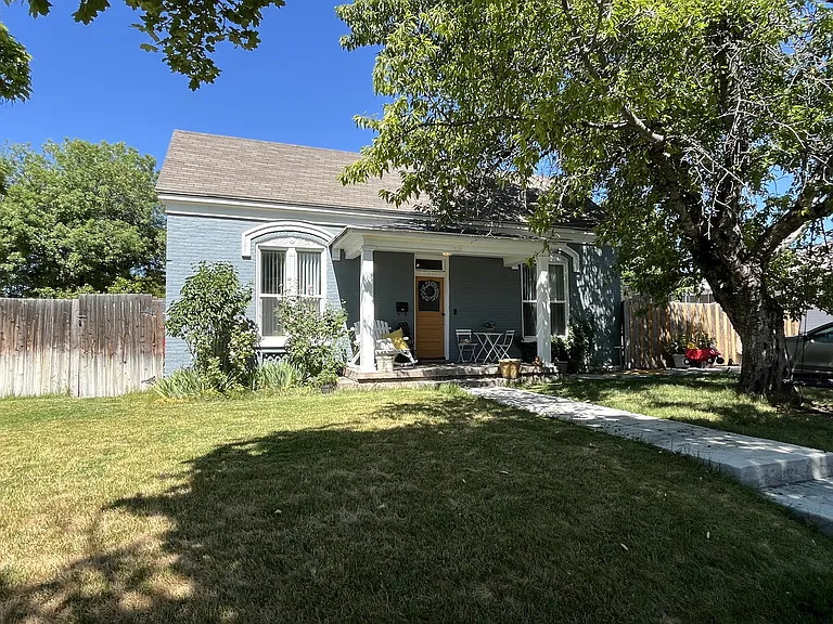 309 N 400th St W — Photo 3