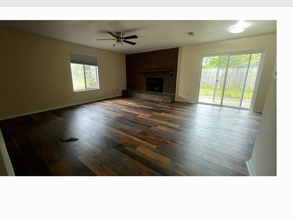 2nd image of 2798 Villa Woods Cir