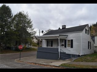 201 N 8th St #1, Martins Ferry, OH 43935