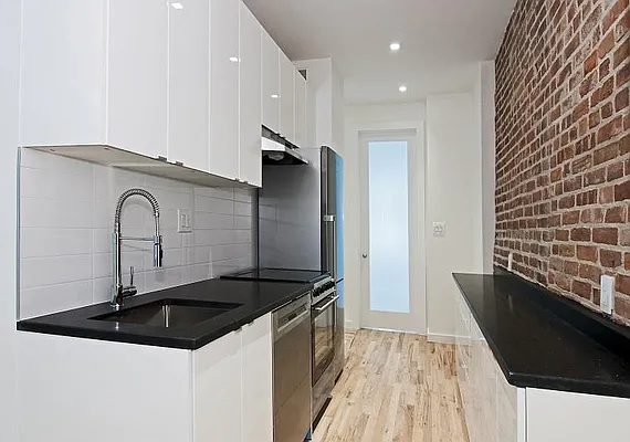 Rented by Buchbinder & Warren | media 1