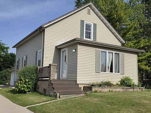 3rd image of 119 S Helena St