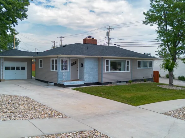 814 Saint Francis St, Rapid City, SD 57701