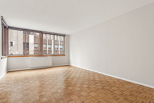 1st image of 235 E 40th St APT 12F