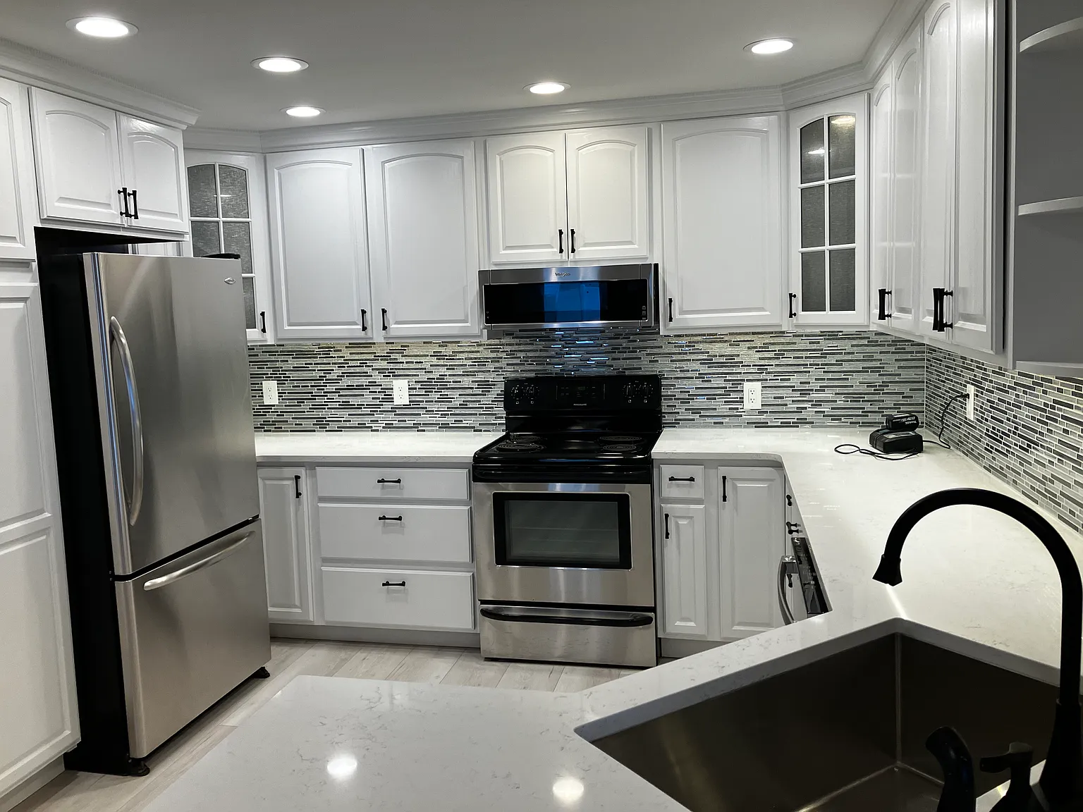 4 bed, 2231 sqft, $2,500 — Photo 2