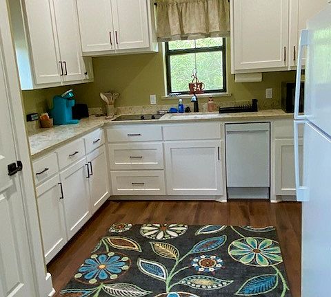 3rd image of 3024 W Grand Oaks Dr